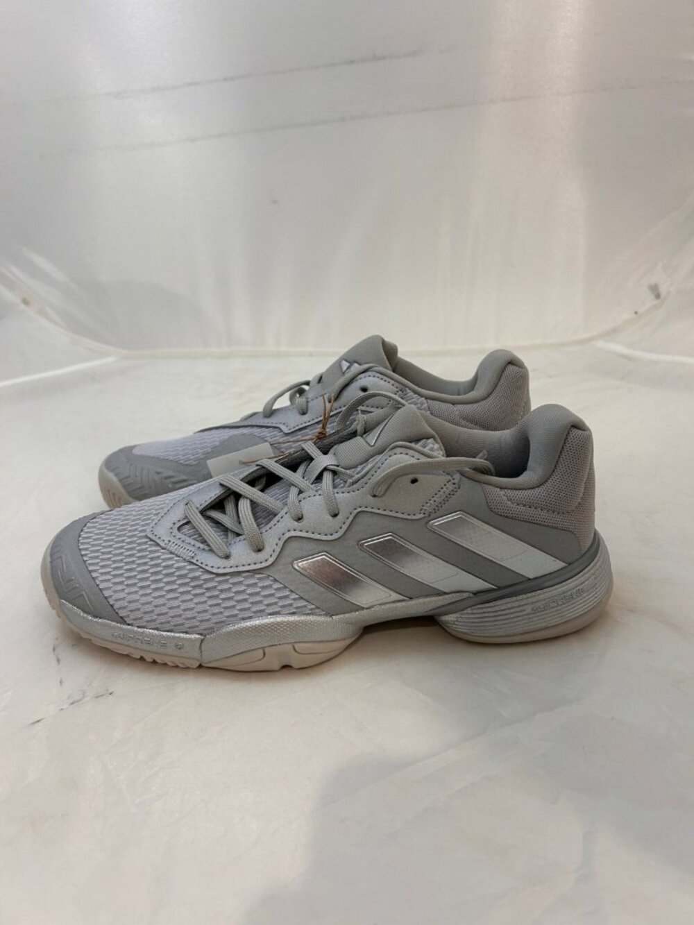 Adidas barricade K court gray silver tennis shoes kids size 6 JH5128